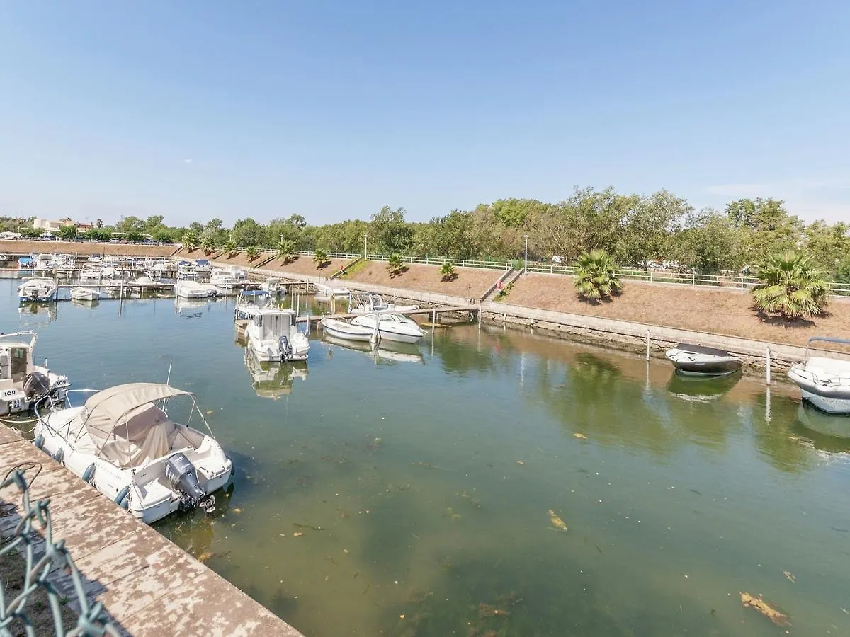 Belvilla By Oyo Nautic Park Sant Pere Pescador Spain